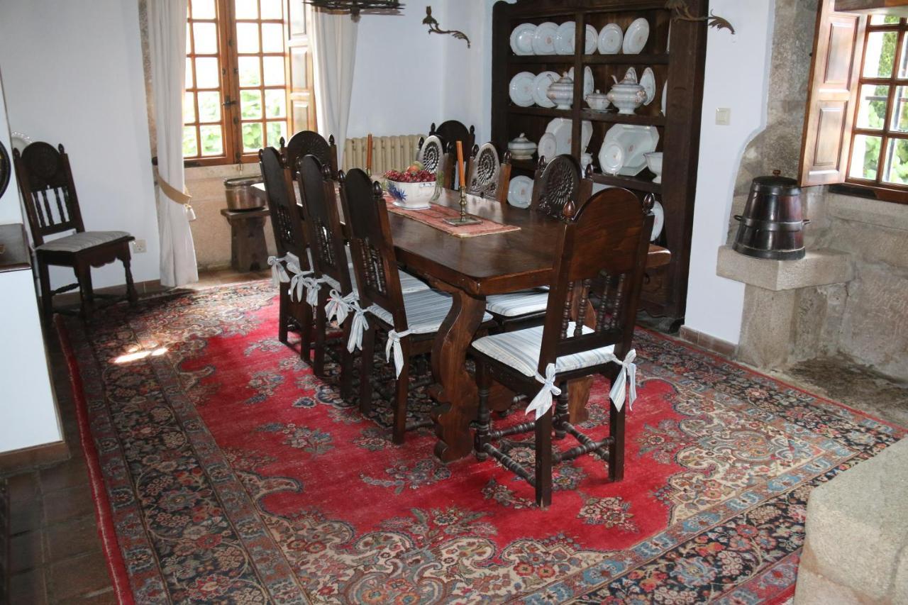 Pazo De Ceilan Villa A Bana Bagian luar foto